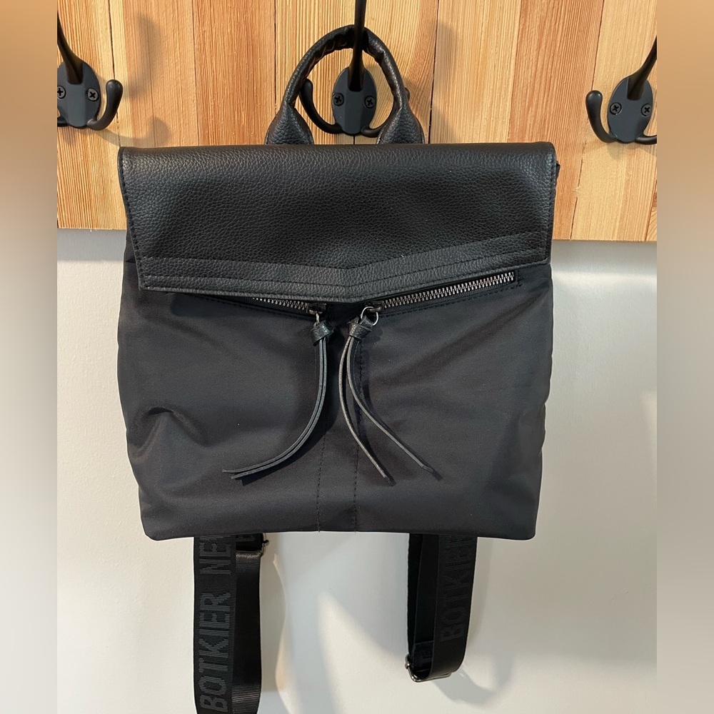 Botkier backpack